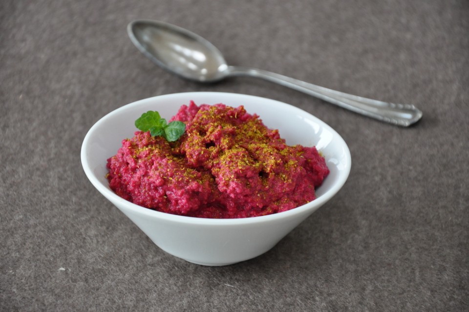 Rote Beete Dipp